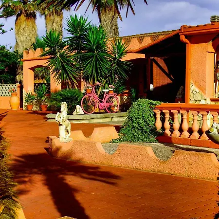 לינה וארוחת בוקר B&B Cala Dolce 2*