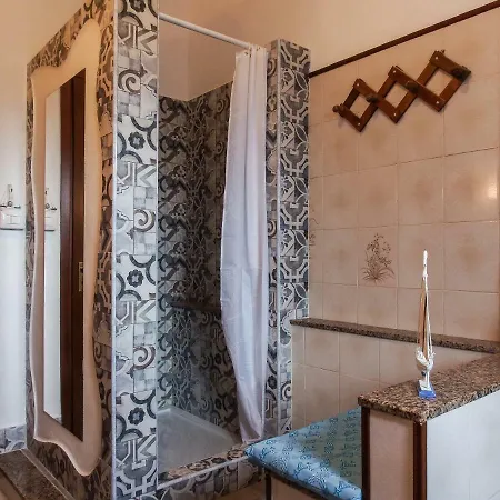 B&B Cala Dolce לינה וארוחת בוקר 2*